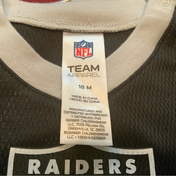 NWOT Las Vegas Raiders… baby onesie… size 18 months - Picture 4 of 5